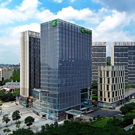 Holiday Inn Guangzhou South Lake Hotel - Ideal For Business & Leisure Exterior photo