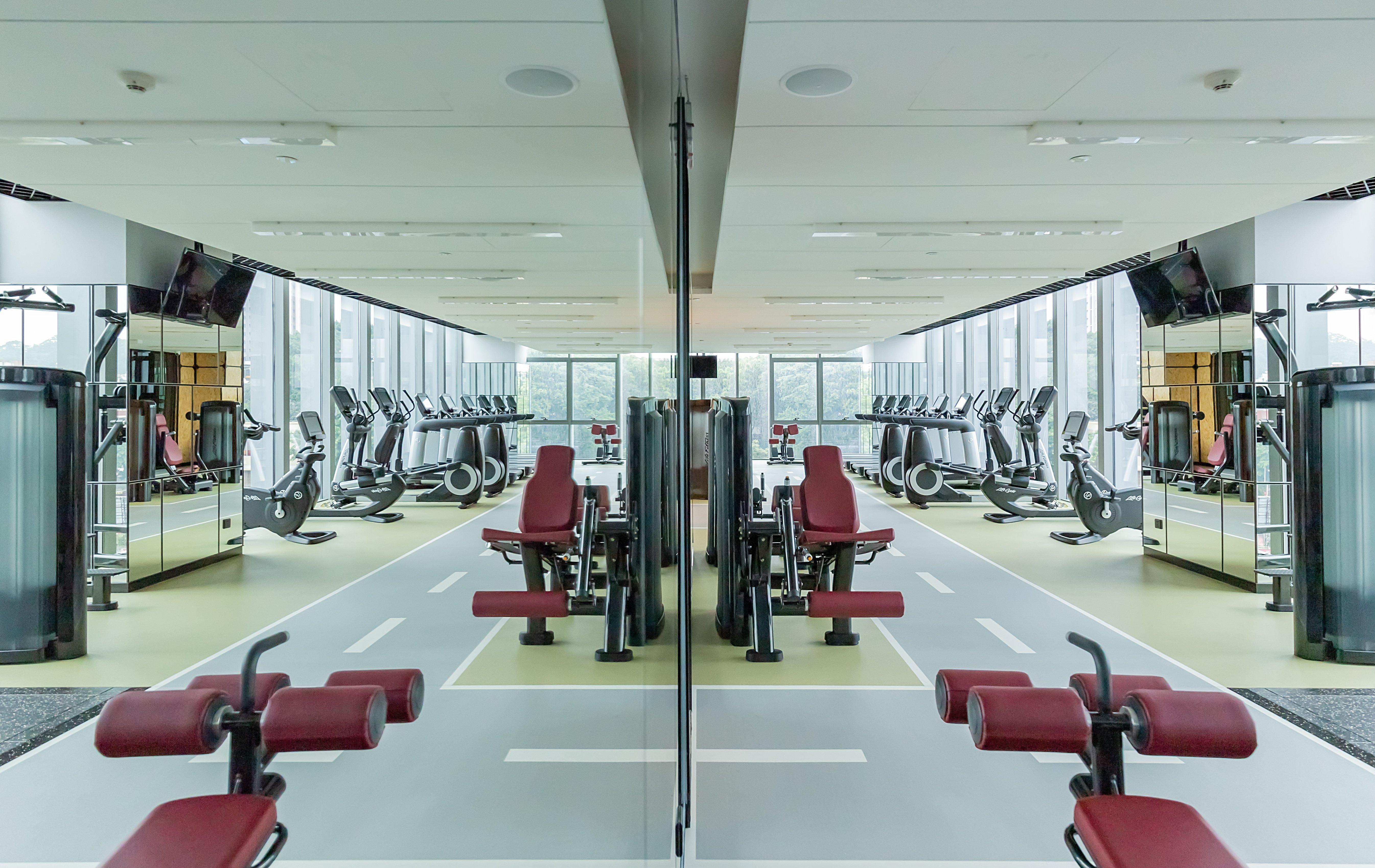 Holiday Inn Guangzhou South Lake Hotel - Ideal For Business & Leisure Exterior photo